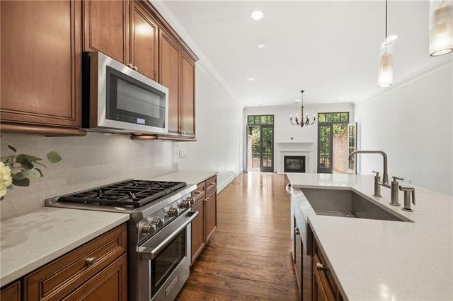 69 Honour Avenue NW, Atlanta, GA 30305