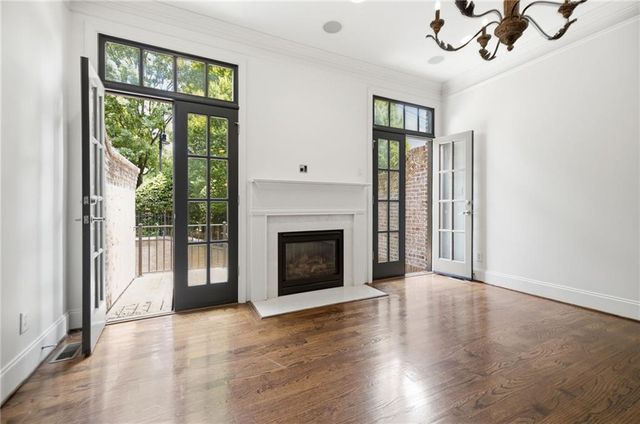 69 Honour Avenue NW, Atlanta, GA 30305