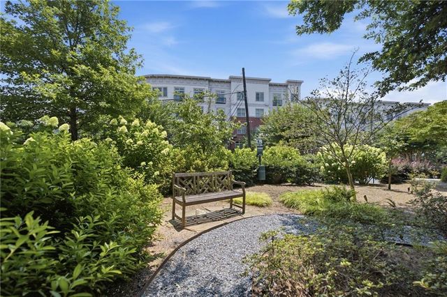 69 Honour Avenue NW, Atlanta, GA 30305
