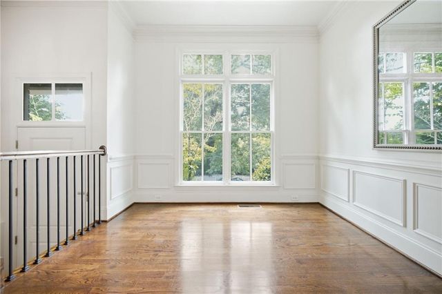 69 Honour Avenue NW, Atlanta, GA 30305