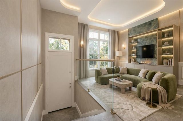 69 Honour Avenue NW, Atlanta, GA 30305