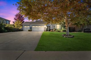 9008 Clarissa Dr, Orangevale, CA 95662