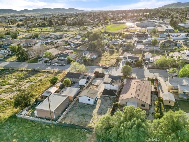 906 N Allen Street, Banning, CA 92220