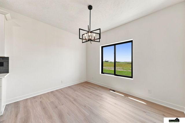 8821 Honeybee Lane, Lincoln, NE 68526