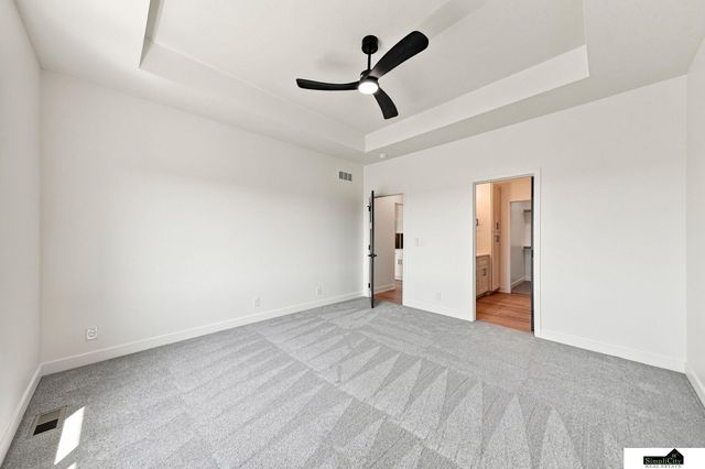 8821 Honeybee Lane, Lincoln, NE 68526