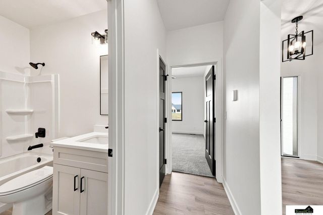 8821 Honeybee Lane, Lincoln, NE 68526