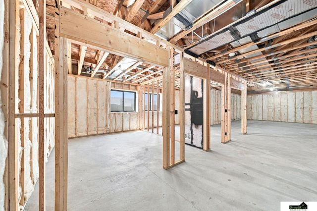 8821 Honeybee Lane, Lincoln, NE 68526