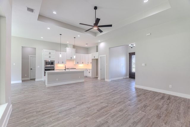 2069 Road 660, Dayton, TX 77535