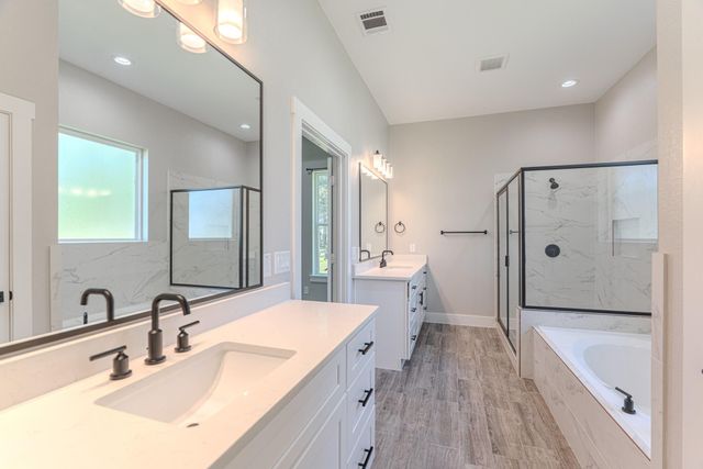 2069 Road 660, Dayton, TX 77535