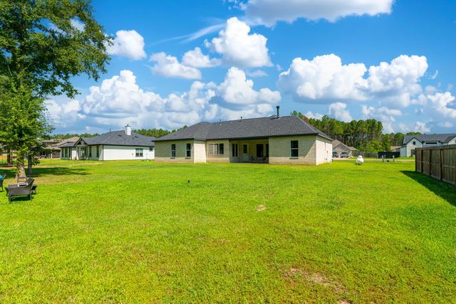 2069 Road 660, Dayton, TX 77535