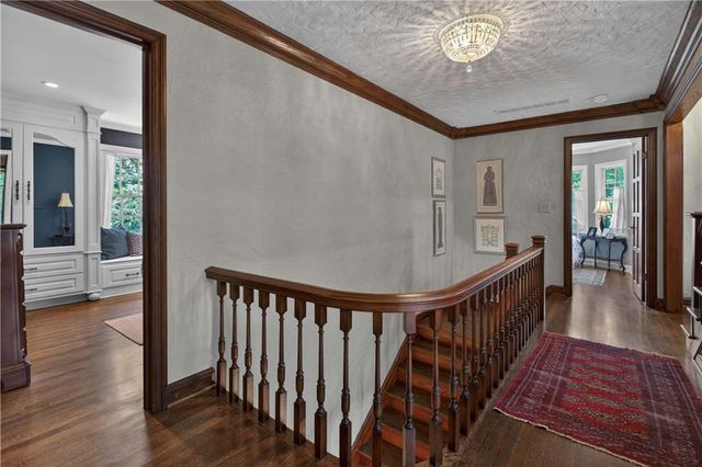 840 Rockwell Lane, Kansas City, MO 64112