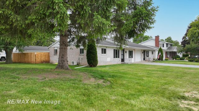 5019 Glenfield Drive, Saginaw Twp, MI 48638
