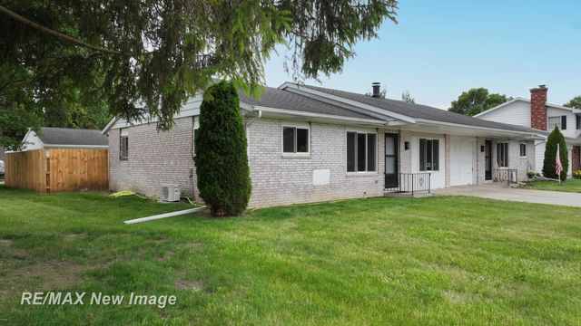 5019 Glenfield Drive, Saginaw Twp, MI 48638