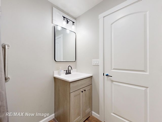5019 Glenfield Drive, Saginaw Twp, MI 48638