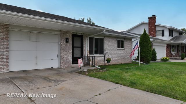 5019 Glenfield Drive, Saginaw Twp, MI 48638