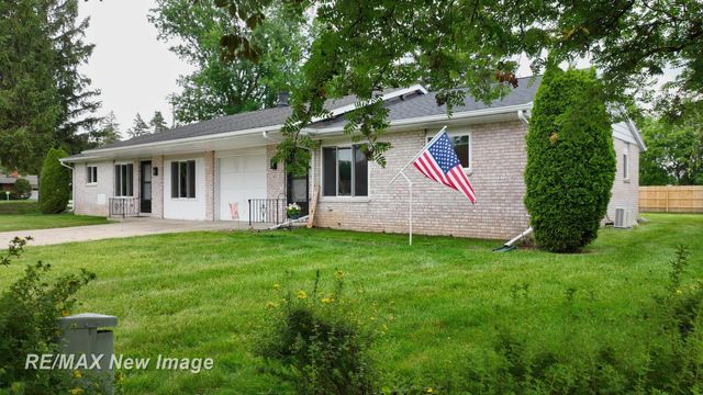 5019 Glenfield Drive, Saginaw Twp, MI 48638