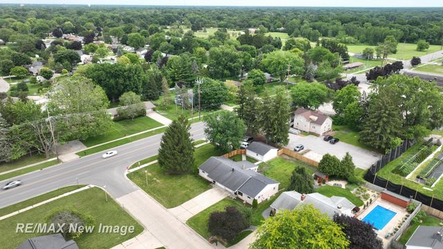 5019 Glenfield Drive, Saginaw Twp, MI 48638