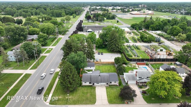 5019 Glenfield Drive, Saginaw Twp, MI 48638