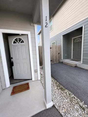 7356 Misty Ridge Dr Apt 12, Converse, TX 78109