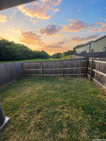 7356 Misty Ridge Dr Apt 12, Converse, TX 78109