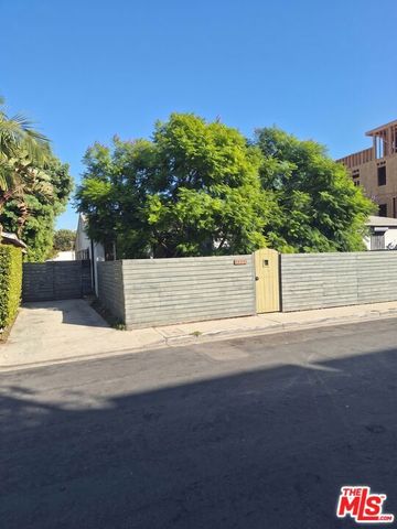 2232 S Ridgeley Drive, Los Angeles, CA 90016