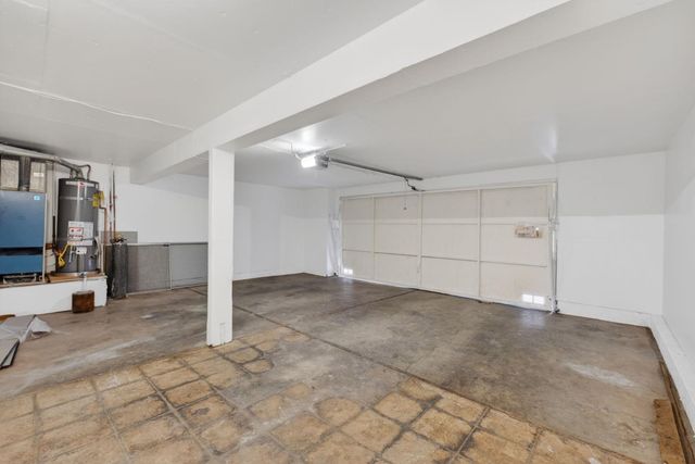 20288 Northwest Square, Cupertino, CA 95014