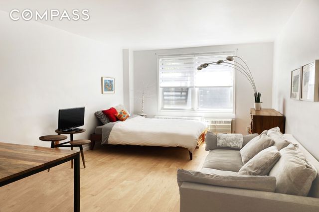 320 E 35th St Apt 5H, New York City, NY 10016
