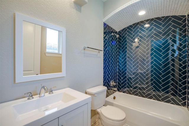 3817 Bowser Avenue B, Dallas, TX 75219