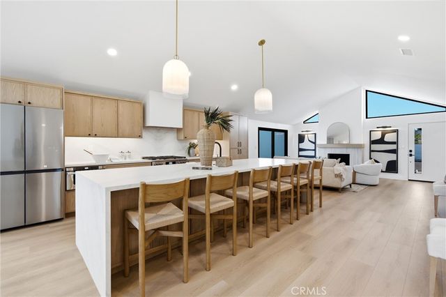1788 Hawaii Circle, Costa Mesa, CA 92626