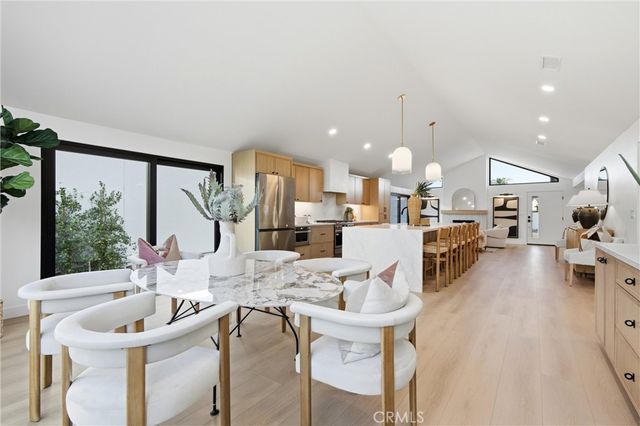 1788 Hawaii Circle, Costa Mesa, CA 92626