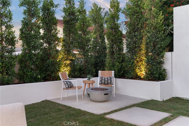 1788 Hawaii Circle, Costa Mesa, CA 92626