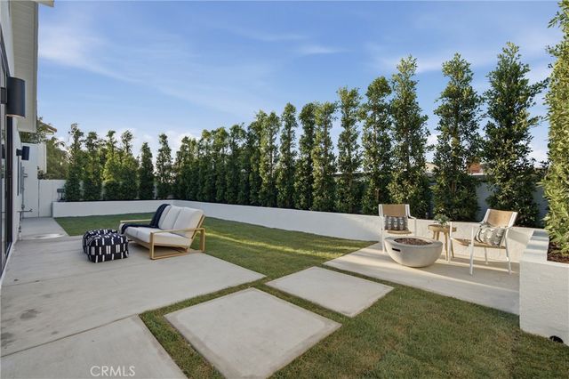 1788 Hawaii Circle, Costa Mesa, CA 92626