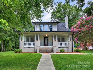 808 W Union Street, Morganton, NC 28655