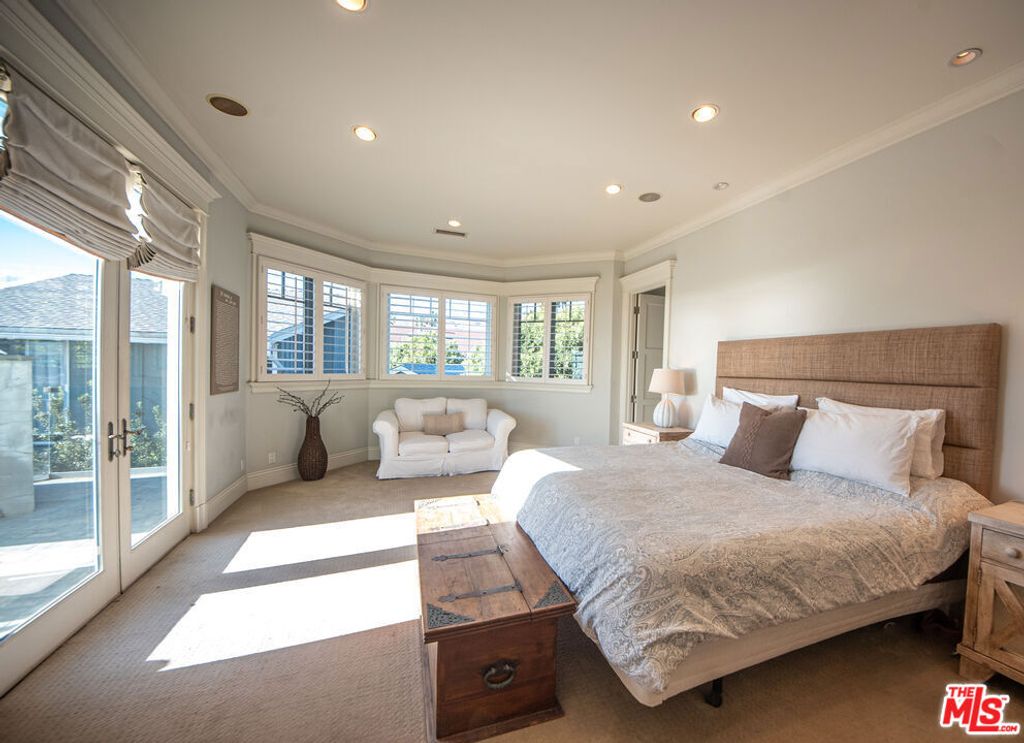 Image 12 of property listing at 30760 Broad Beach Road, Malibu, CA 90265