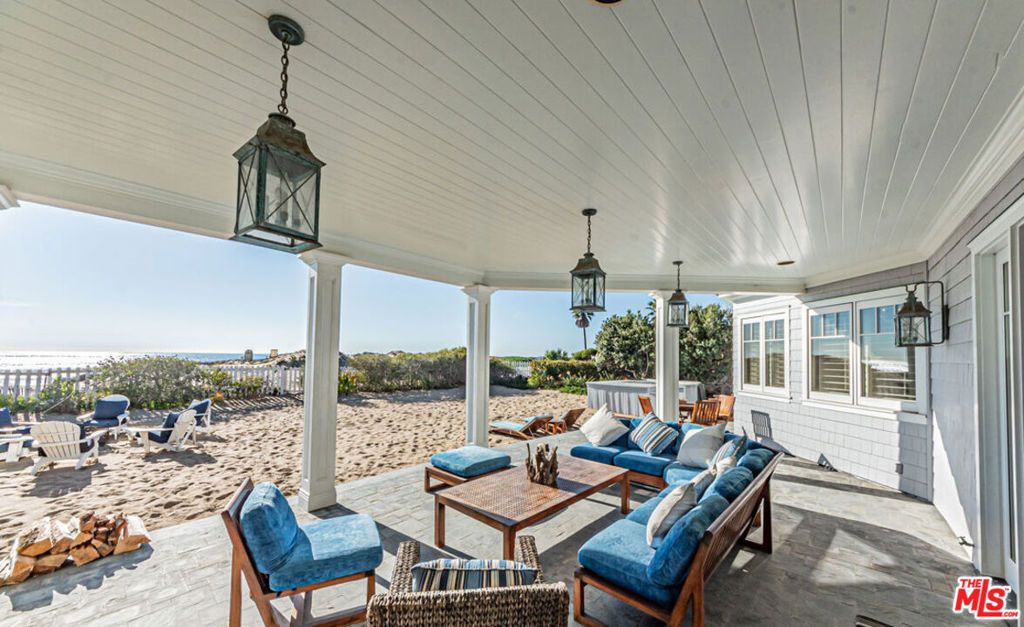 Image 33 of property listing at 30760 Broad Beach Road, Malibu, CA 90265