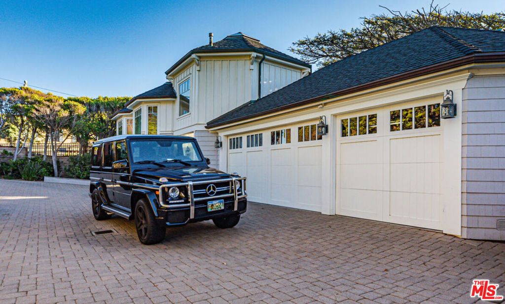 Image 42 of property listing at 30760 Broad Beach Road, Malibu, CA 90265