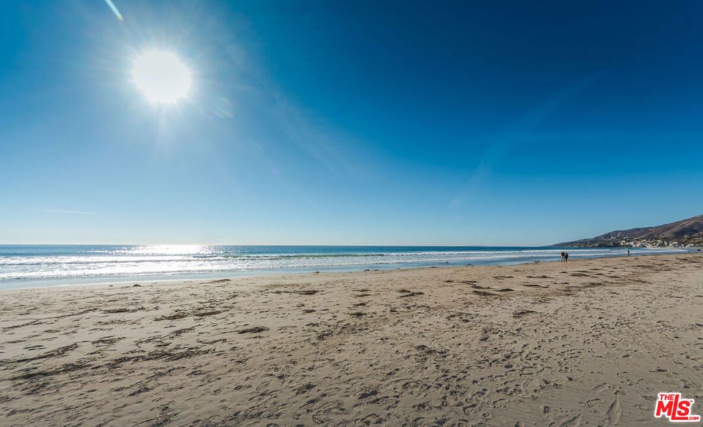 Image 43 of property listing at 30760 Broad Beach Road, Malibu, CA 90265