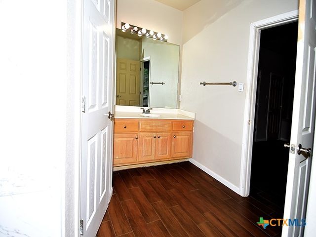 159 Moku Manu Drive, Bastrop, TX 78602