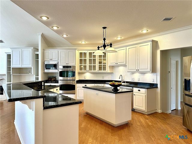 159 Moku Manu Drive, Bastrop, TX 78602