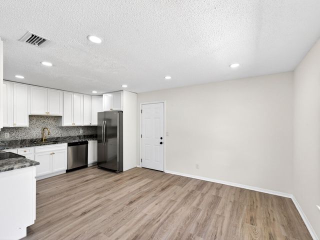 1373 32nd Avenue SW, Vero Beach, FL 32968