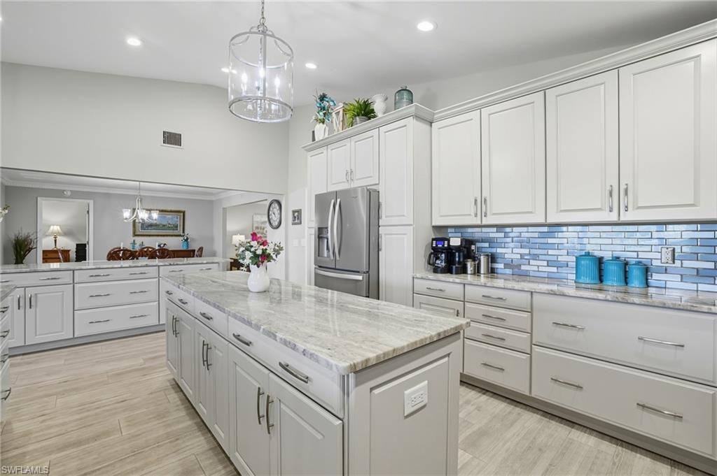 1203 N Brandywine CIR, FORT MYERS, FL 33919 — photo 2