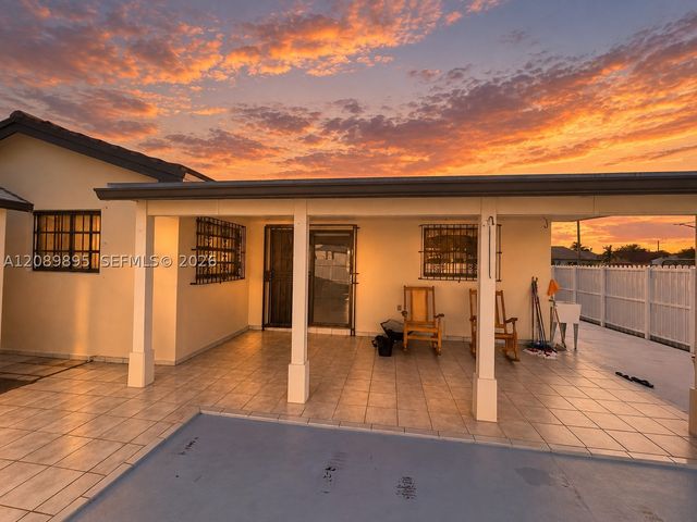 2219 SW 137th Pl, Miami, FL 33175