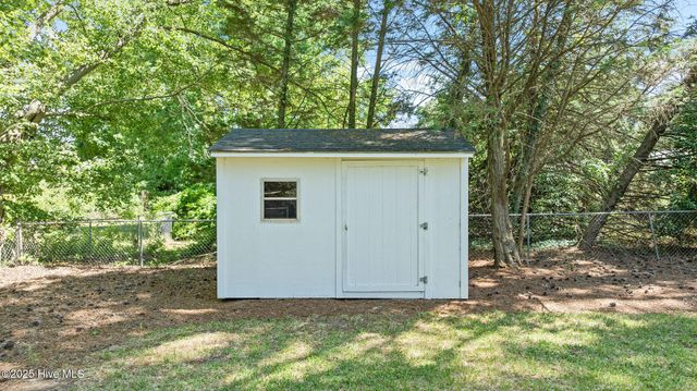306 Redwood Trail, Goldsboro, NC 27534