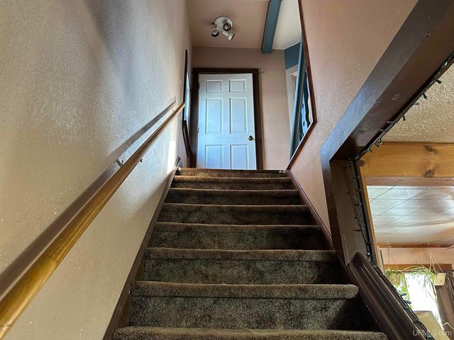 210 Brotherton Street, Wakefield, MI 49968