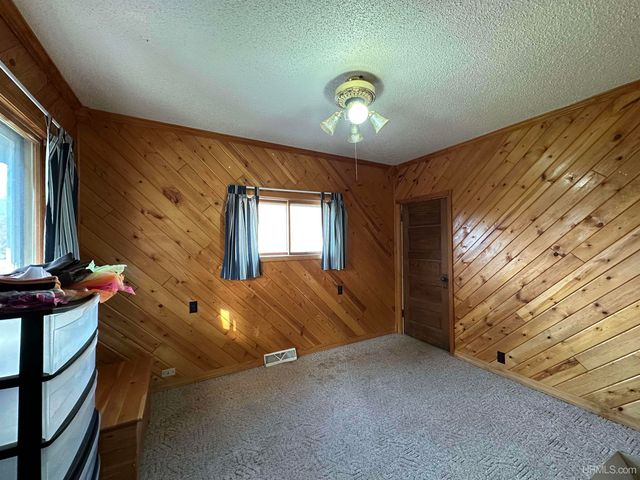 210 Brotherton Street, Wakefield, MI 49968