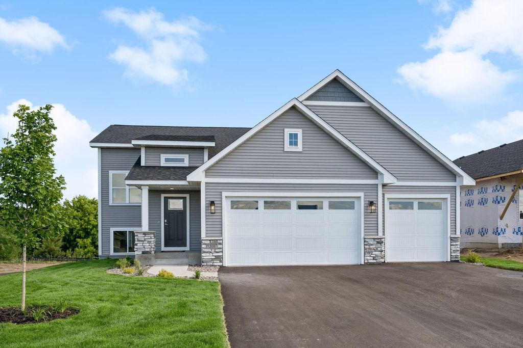13097 11th Avenue S, Zimmerman, MN 55398 — photo 2