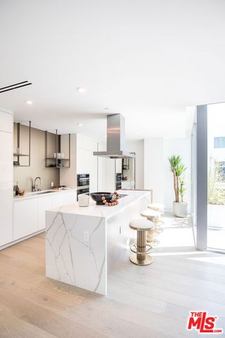 8600 Wilshire Boulevard GF15, Beverly Hills, CA 90211