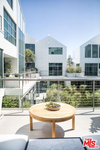 8600 Wilshire Boulevard GF15, Beverly Hills, CA 90211