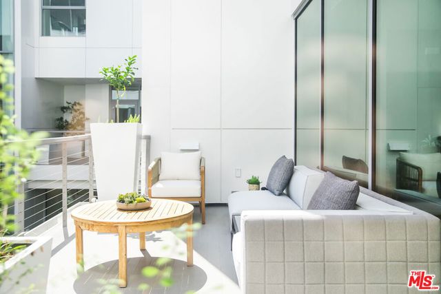 8600 Wilshire Boulevard GF15, Beverly Hills, CA 90211