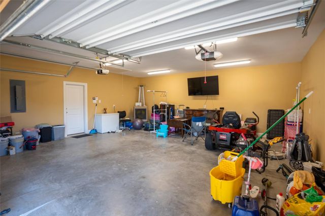 9025 Water Buck Ln, Conroe, TX 77303